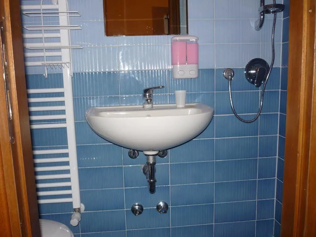 Affittacamere Andronaco Milan Guest house
